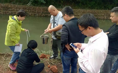 一圖一故事丨女巡查人的情懷